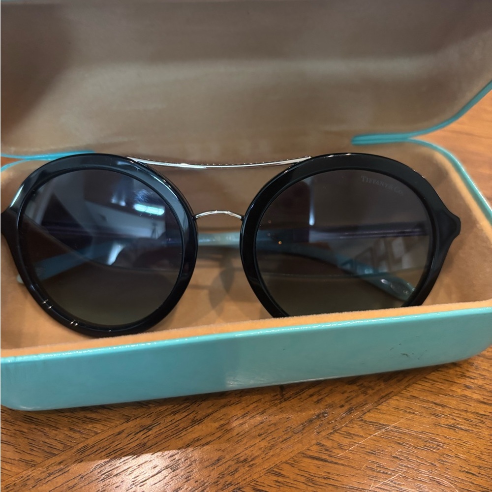 Tiffany & Co. Black Round Sunglasses